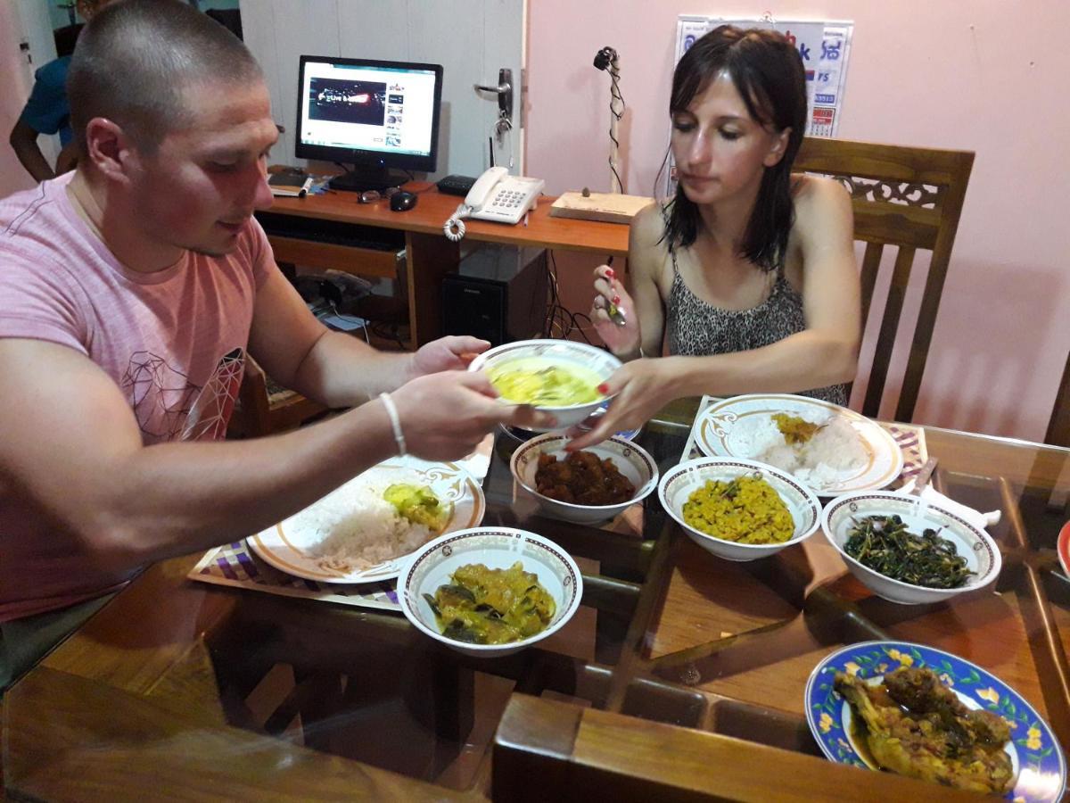 Sawanga Home Stay Weligama Buitenkant foto